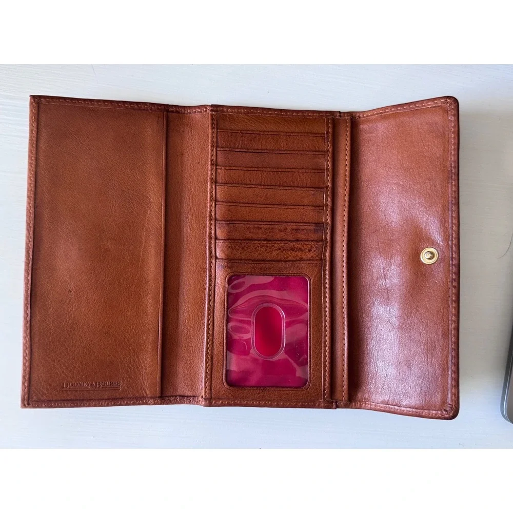 Dooney & Bourke interior dooney western